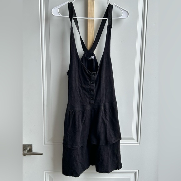 Volcom Dresses & Skirts - Volcom Charcoal Sleeveless Dress
